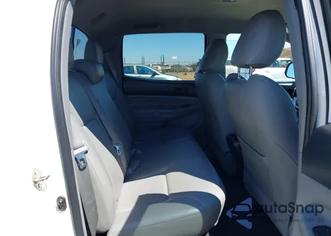 2015 Toyota Tacoma V6 из США, поврежденный, VIN 5TFMU4FN1FX031189